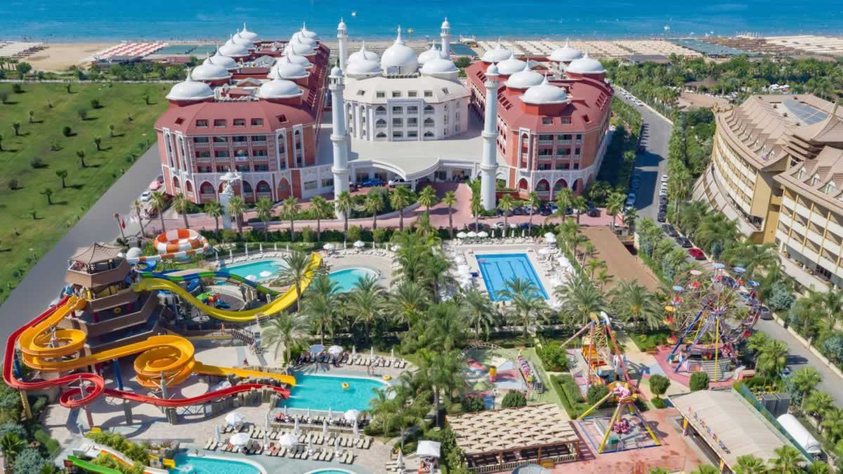 Royal Dragon Hotel